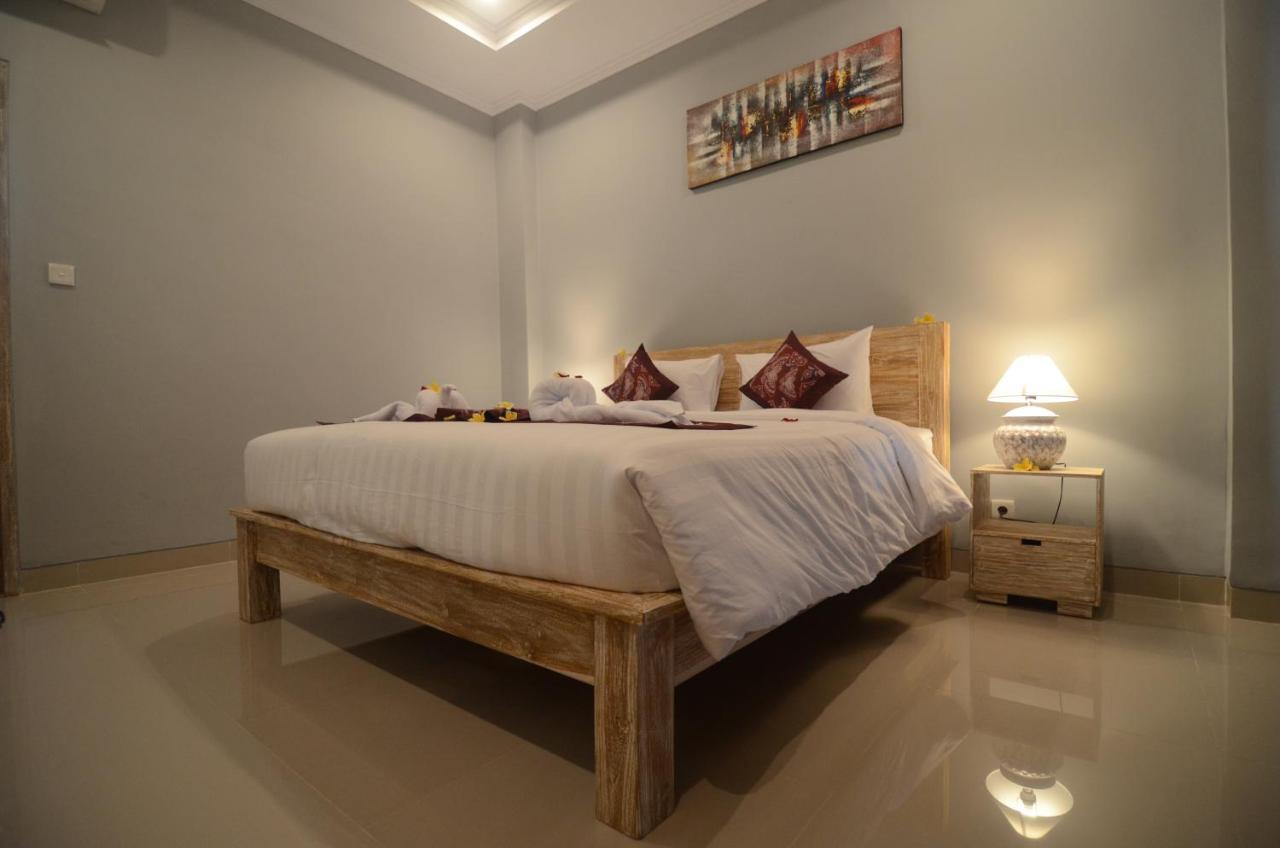 Kusuma Guesthouse 2 Canggu Esterno foto