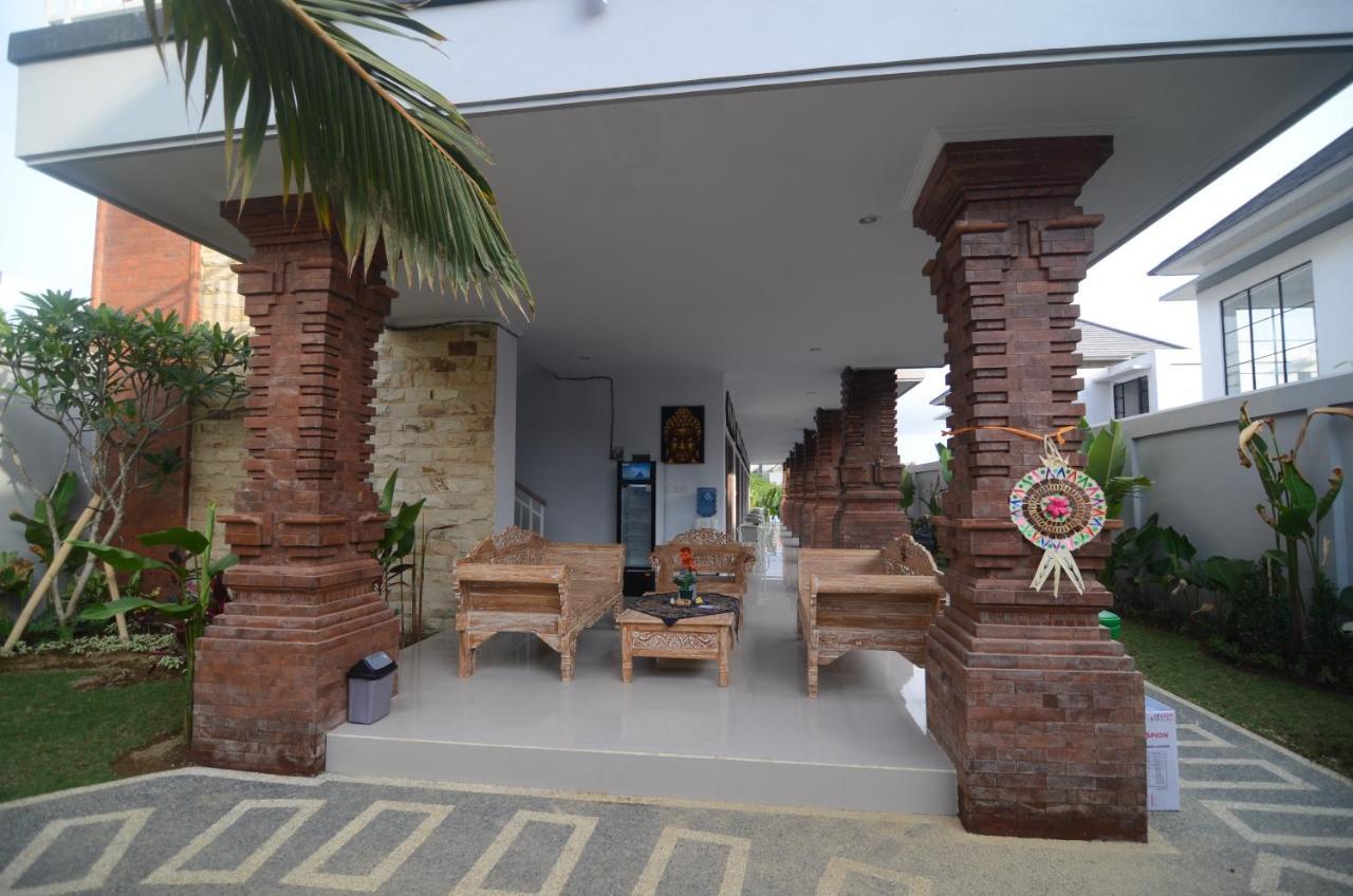 Kusuma Guesthouse 2 Canggu Esterno foto