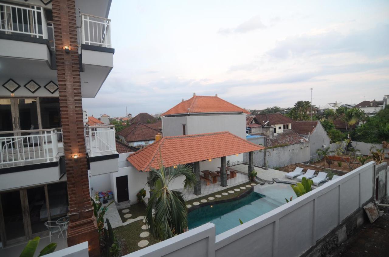 Kusuma Guesthouse 2 Canggu Esterno foto