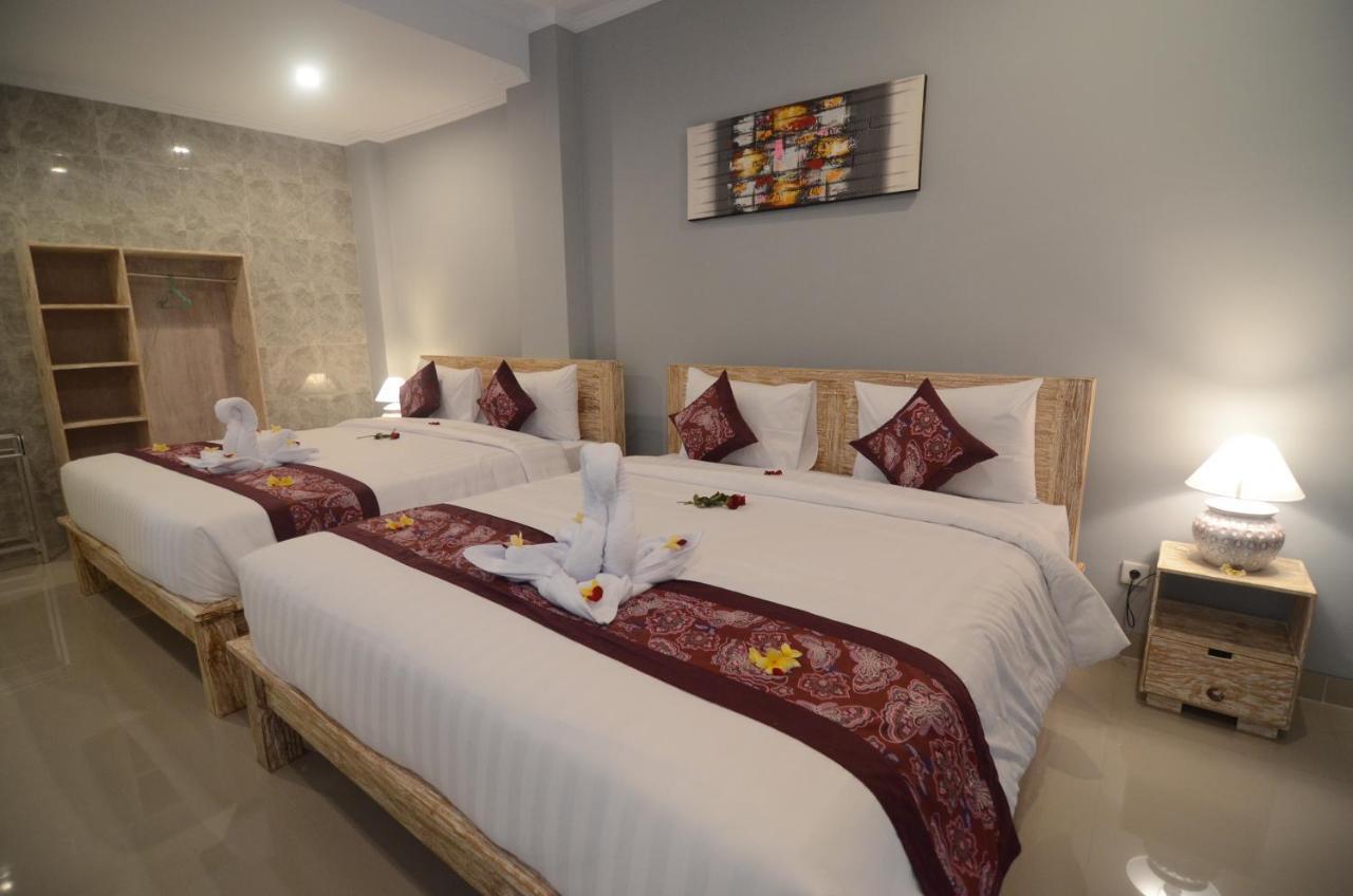 Kusuma Guesthouse 2 Canggu Esterno foto